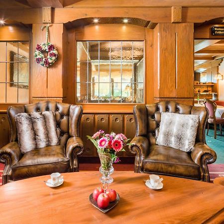 Hotel Krone Igelsberg Фройденштадт Екстер'єр фото