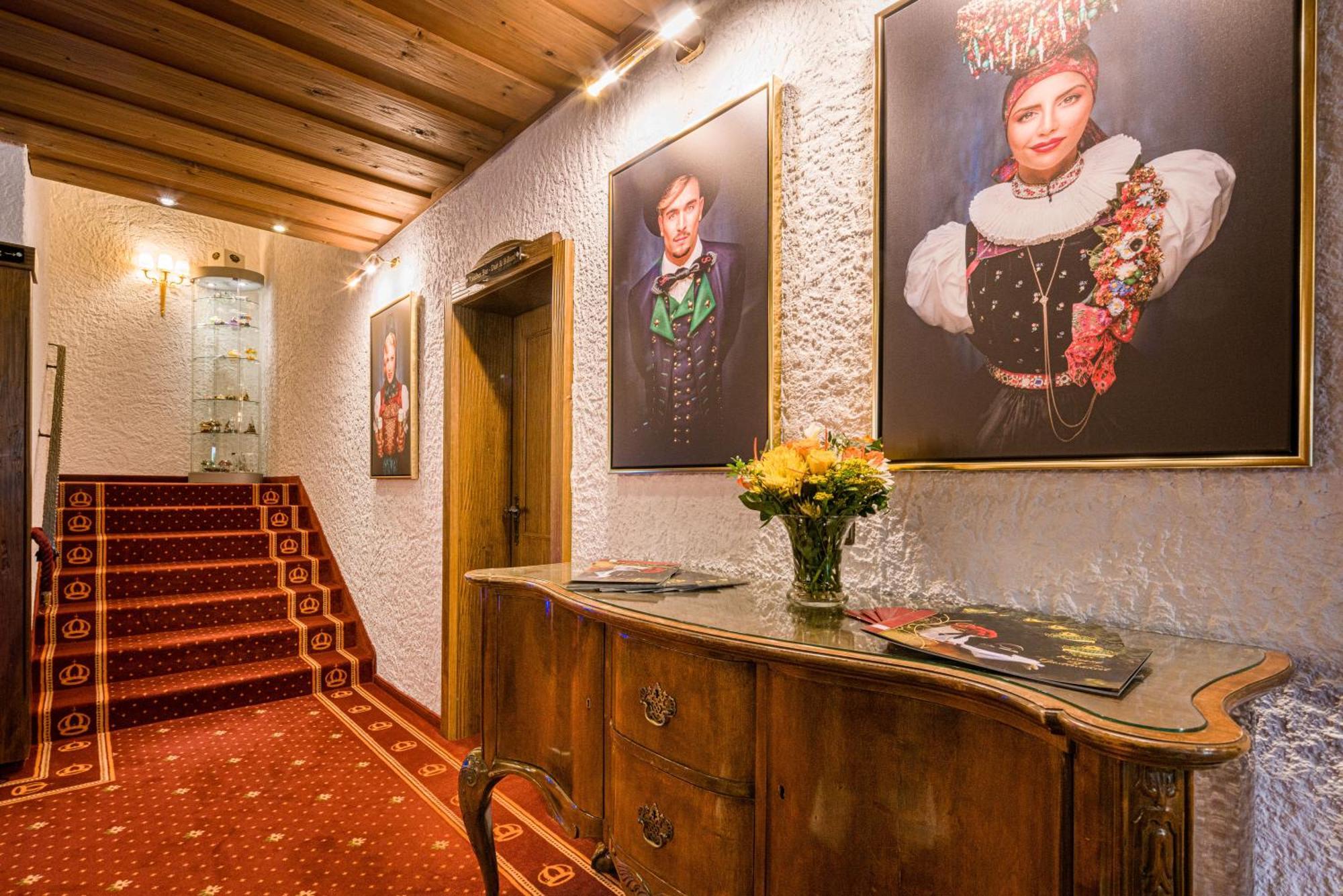 Hotel Krone Igelsberg Фройденштадт Екстер'єр фото