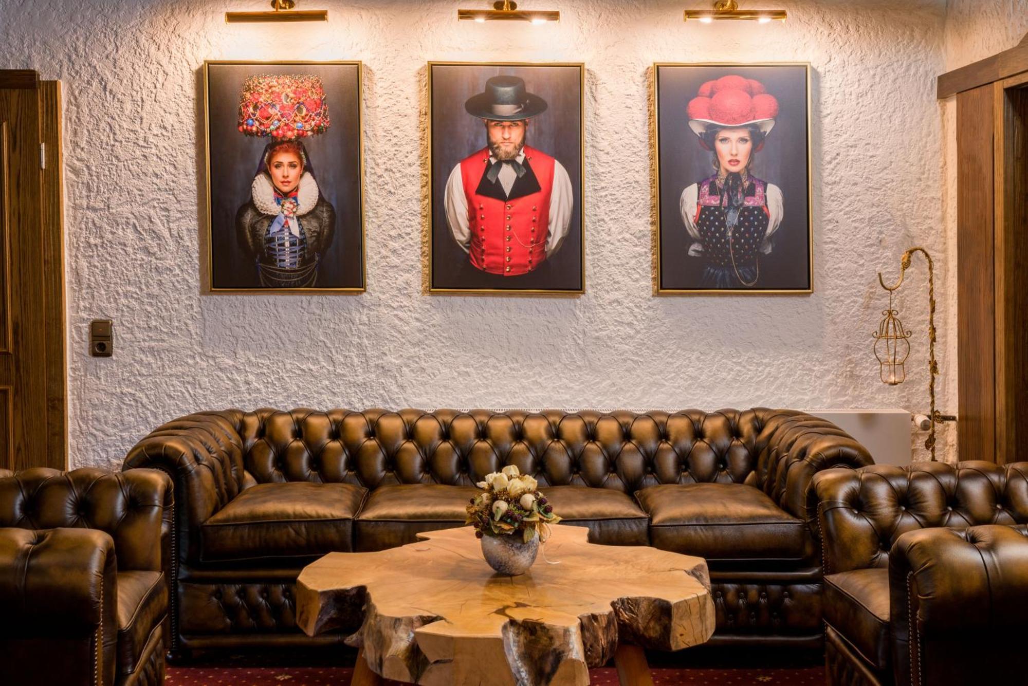 Hotel Krone Igelsberg Фройденштадт Екстер'єр фото