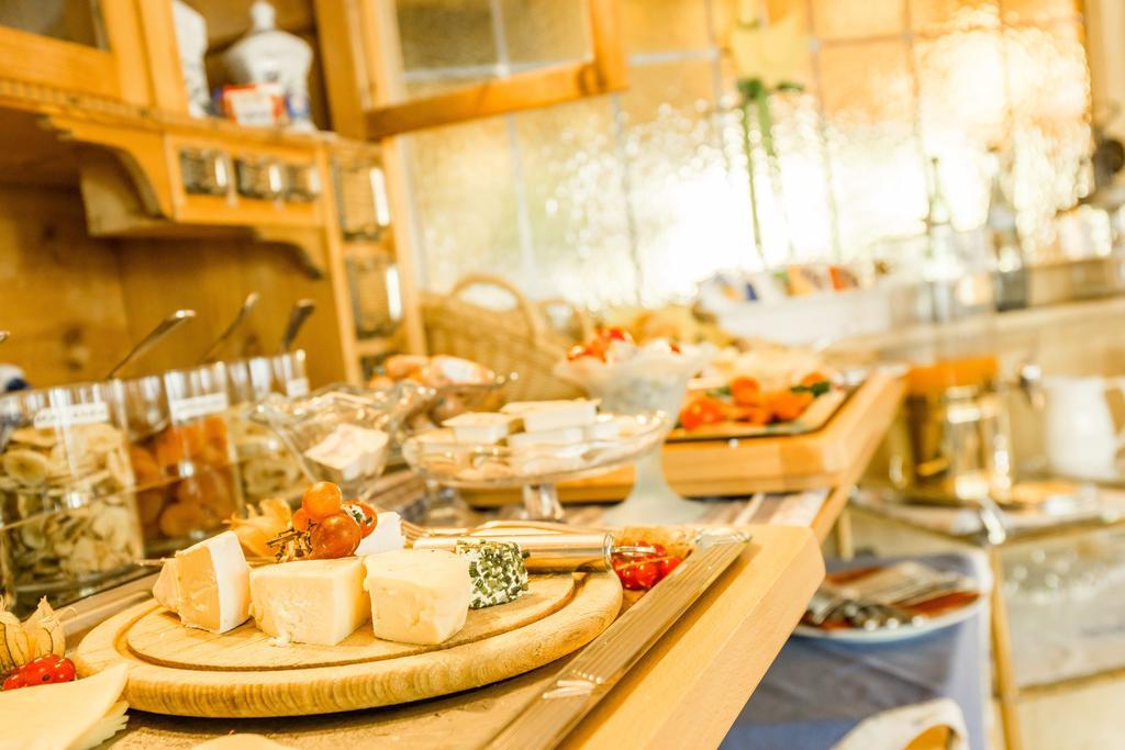 Hotel Krone Igelsberg Фройденштадт Екстер'єр фото
