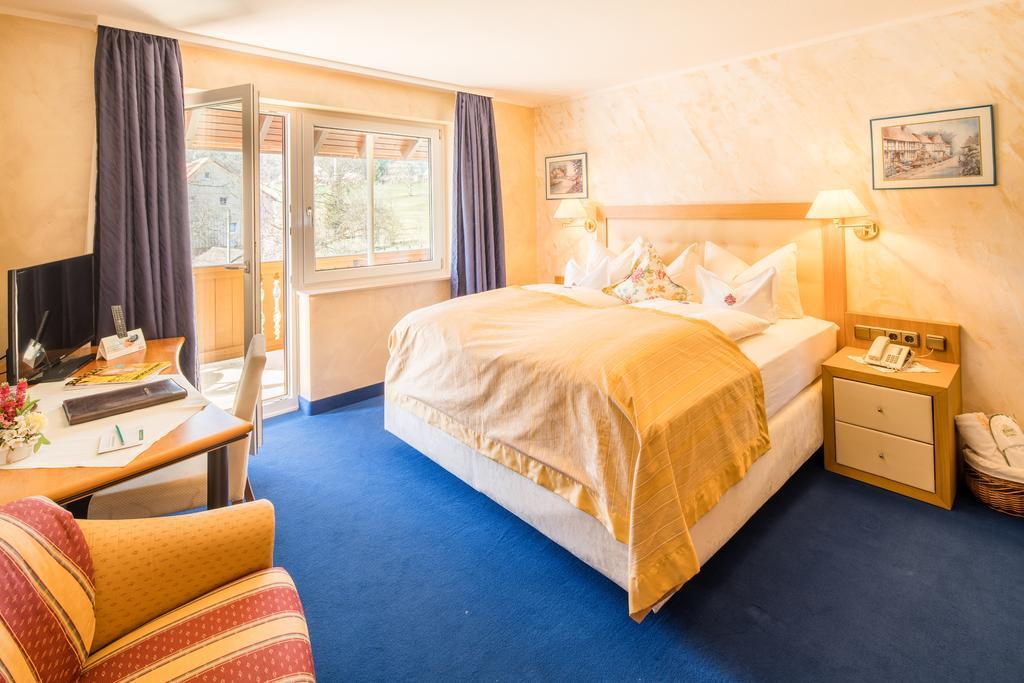 Hotel Krone Igelsberg Фройденштадт Екстер'єр фото